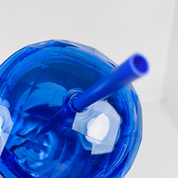 Starbucks Periwinkle Kaleidoscope Iridescent Dome Lid Venti 24oz Tumbler 2022 - Picture 4 of 5